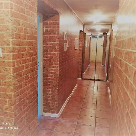 Leszka Bialego - Osobne Pietro Domu Z Prywatnym Wejsciem Apartment *