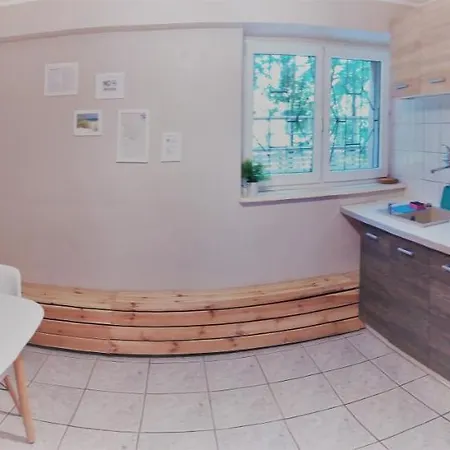 Leszka Bialego - Osobne Pietro Domu Z Prywatnym Wejsciem Apartment *